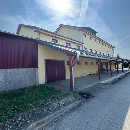 Majer Trakany Male Trakany