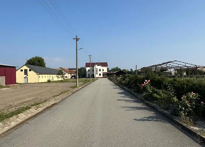 Penzion Majer Trakany Male Trakany